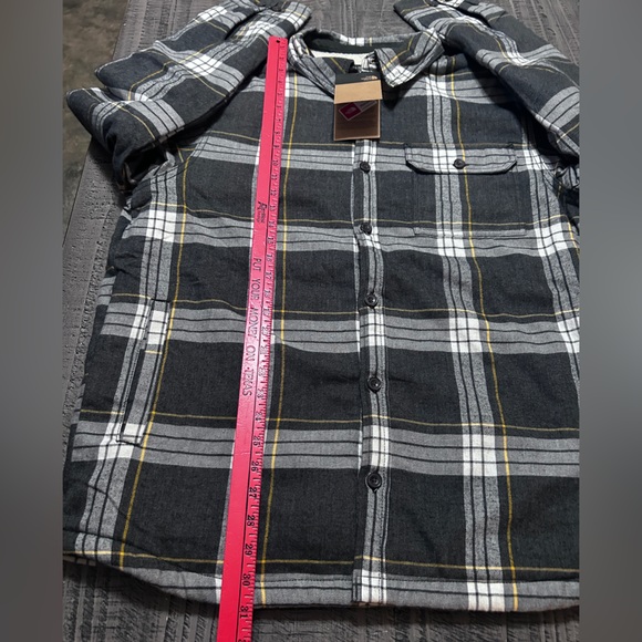 The North Face Men's Plaid Shirt in Black, Gray, and Yellow - Picture 11 of 11